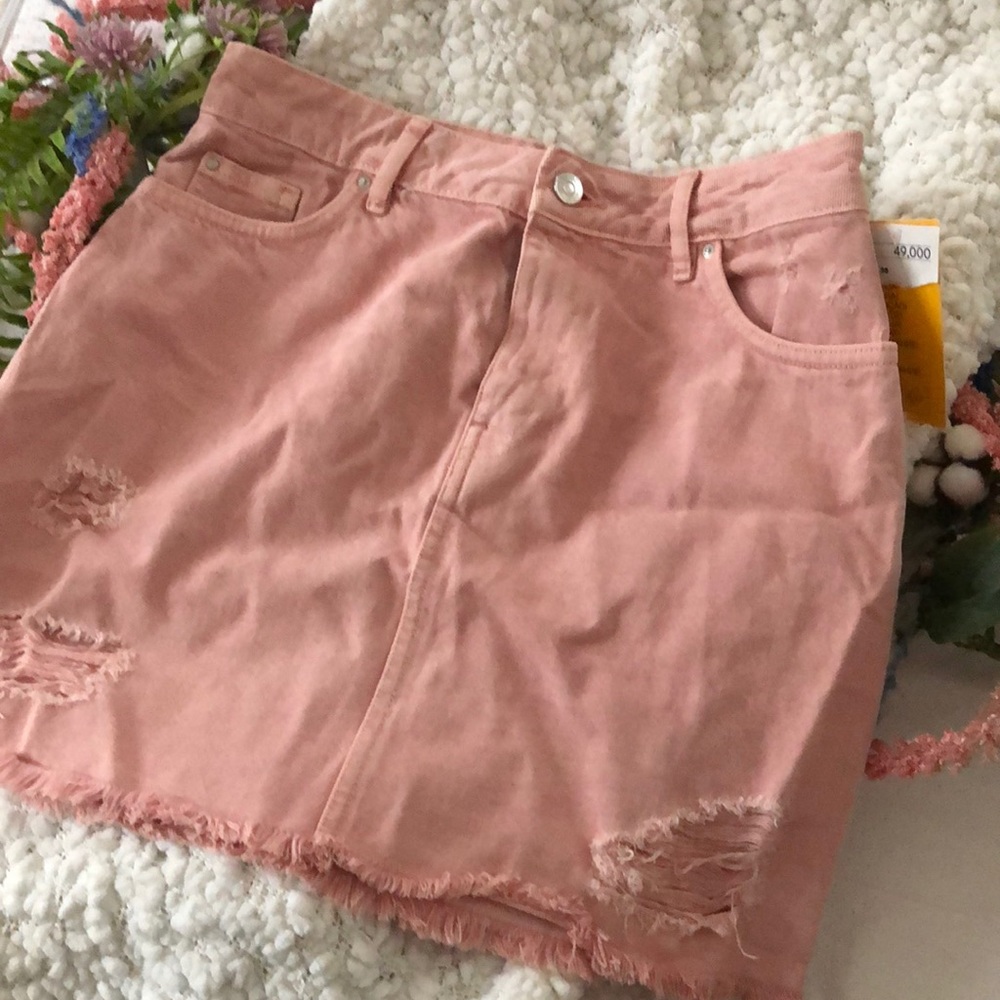 H&M Pink denim skirt